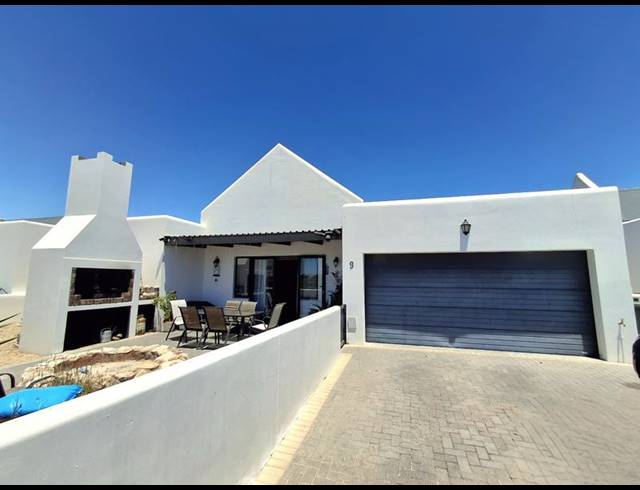 3 BEDROOM HOUSE FOR SALE IN BRITANNIA BAY